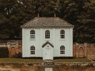 Estate Cottage, Worstead Estate
