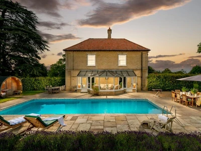 Godwick Hall, Fakenham